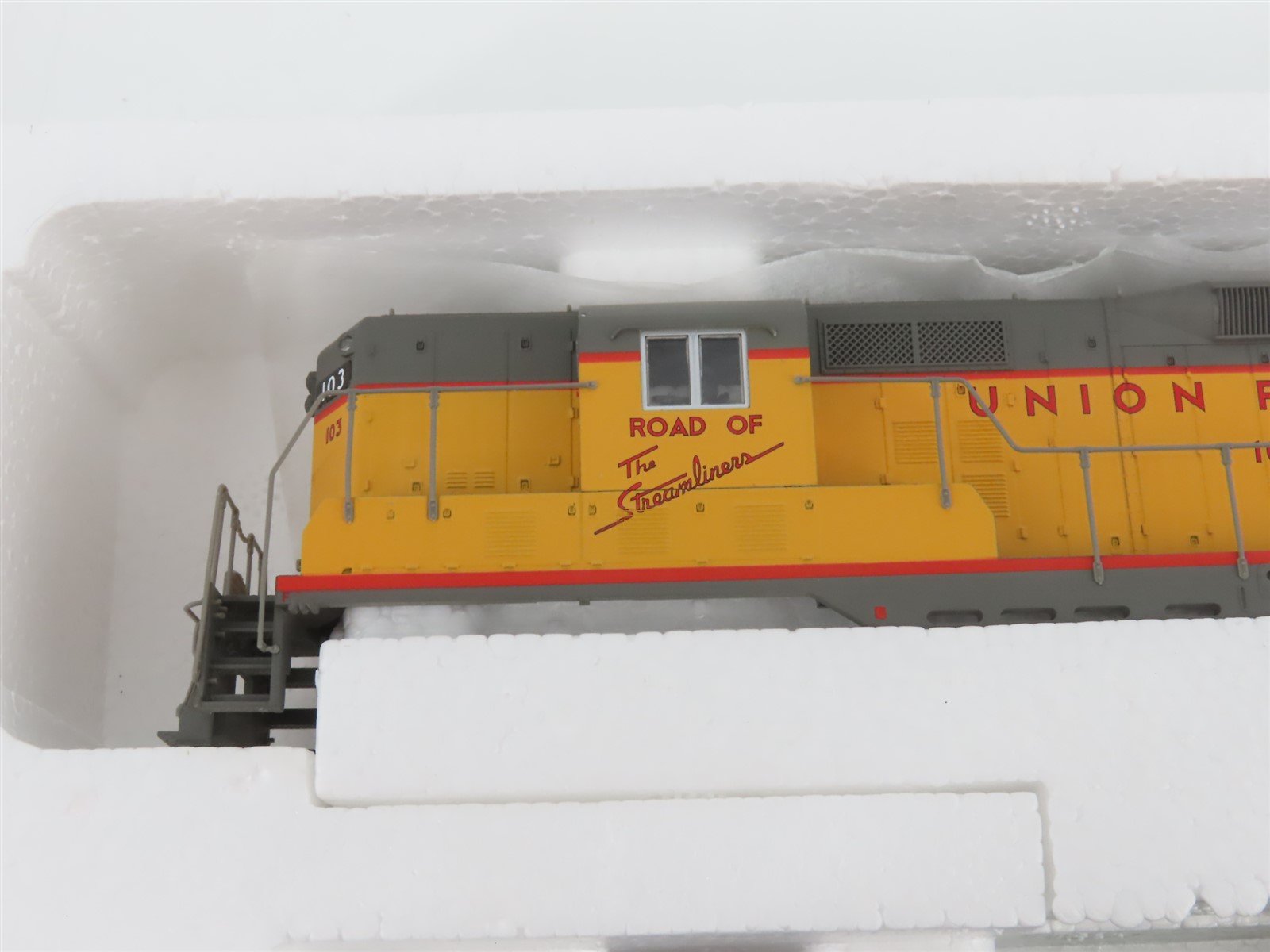 HO Proto 2000 23012 UP Union Pacific EMD GP7 Ph. III Diesel #103 - BAD GEARS