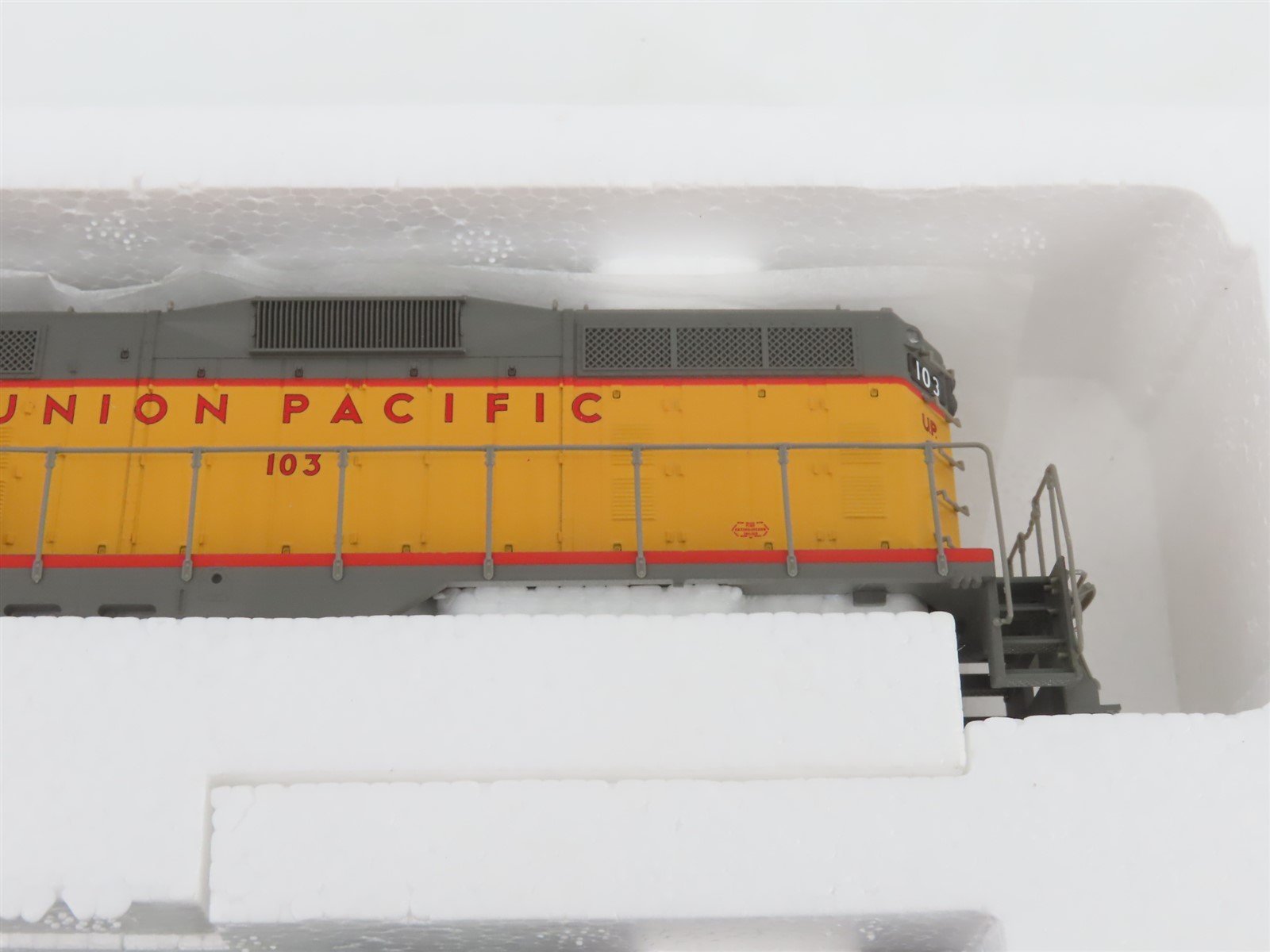 HO Proto 2000 23012 UP Union Pacific EMD GP7 Ph. III Diesel #103 - BAD GEARS