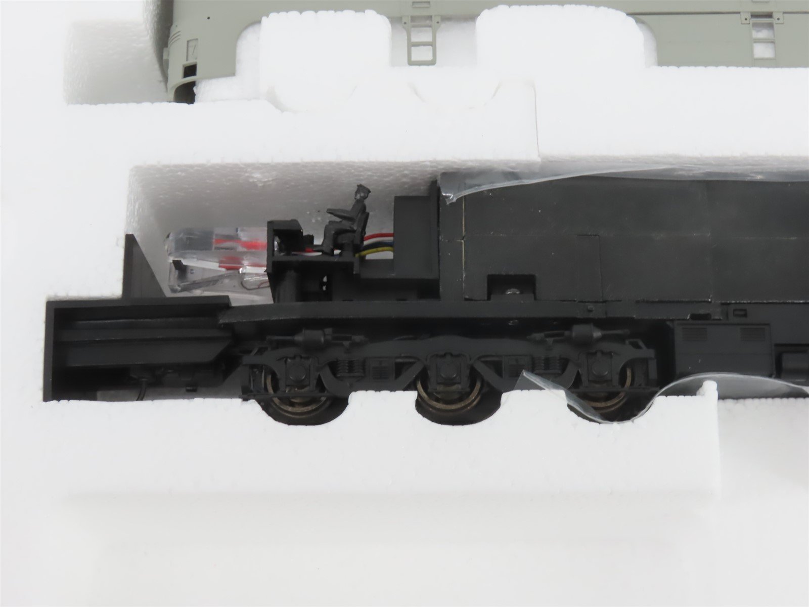 HO Scale Proto 2000 21609 Undecorated ALCO PA Diesel Locomotive - DCC Ready