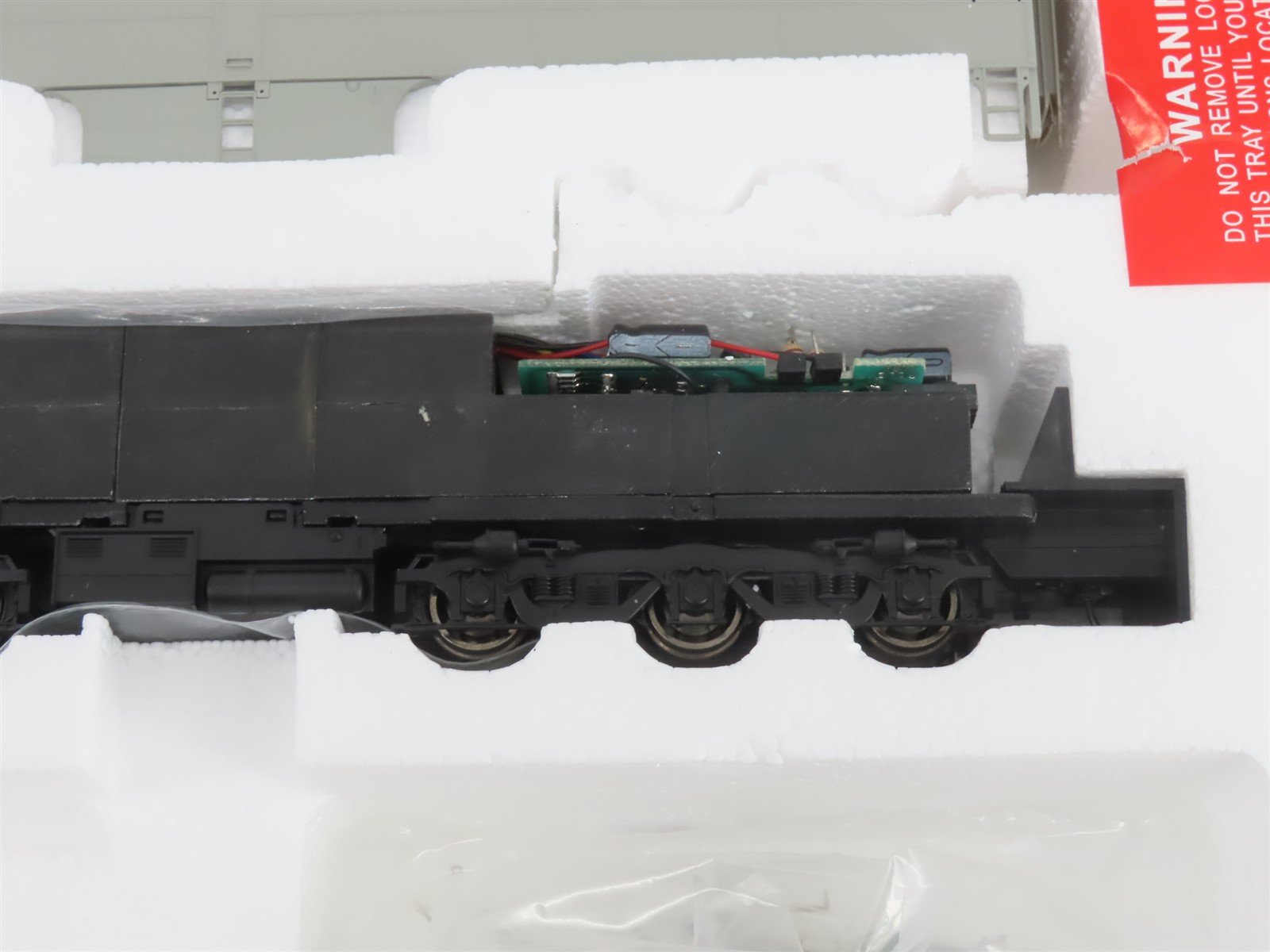 HO Scale Proto 2000 21609 Undecorated ALCO PA Diesel Locomotive - DCC Ready