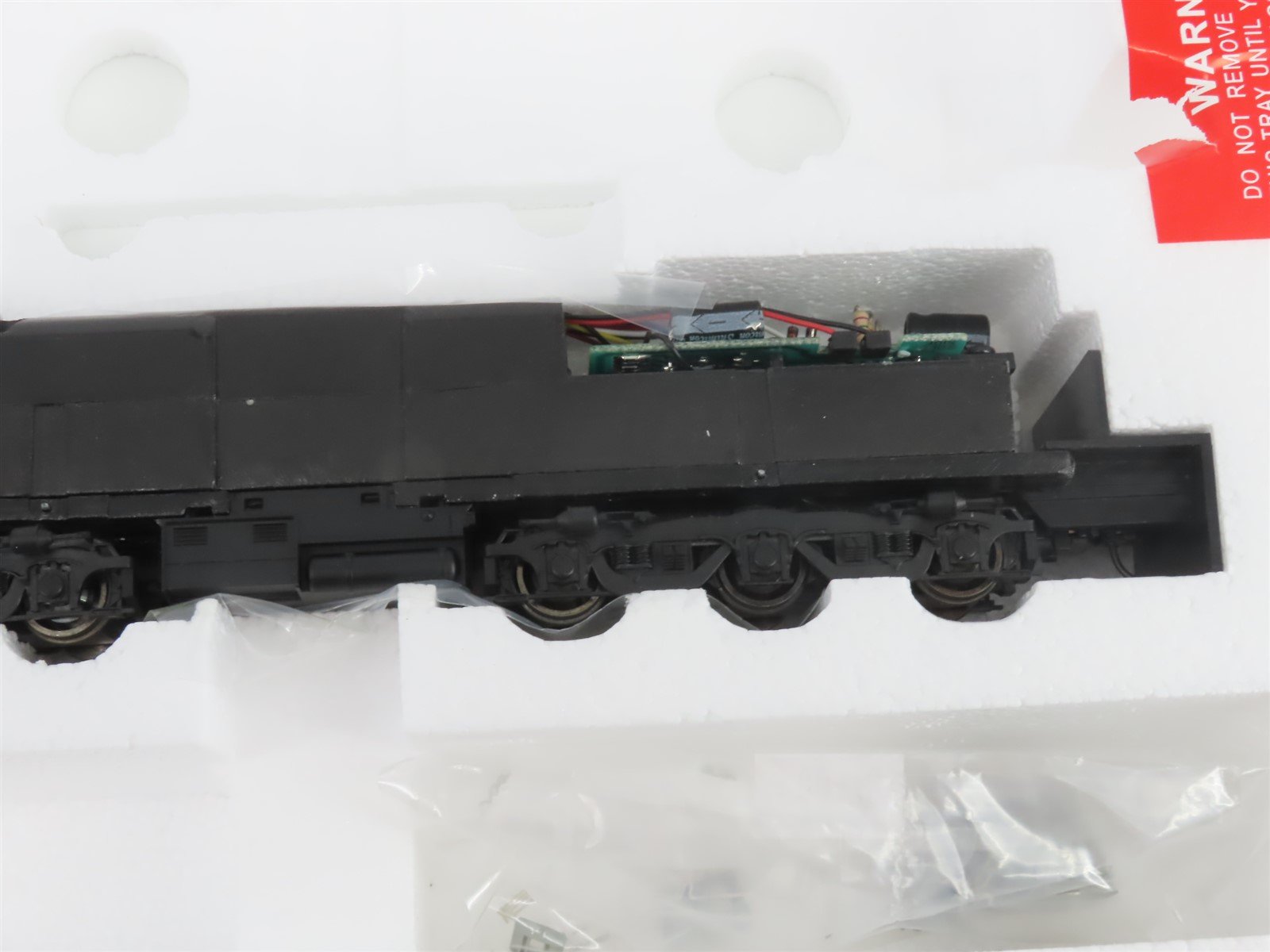 HO Scale Proto 2000 21609 Undecorated ALCO PA Diesel Locomotive - DCC Ready