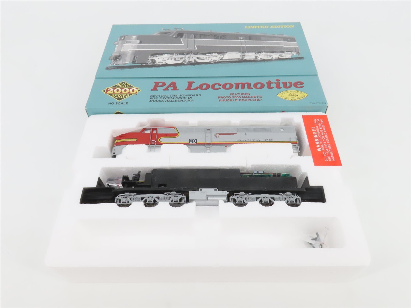 HO Proto 2000 21568 ATSF Santa Fe "Warbonnet" ALCO PA Diesel #70 - DCC Ready