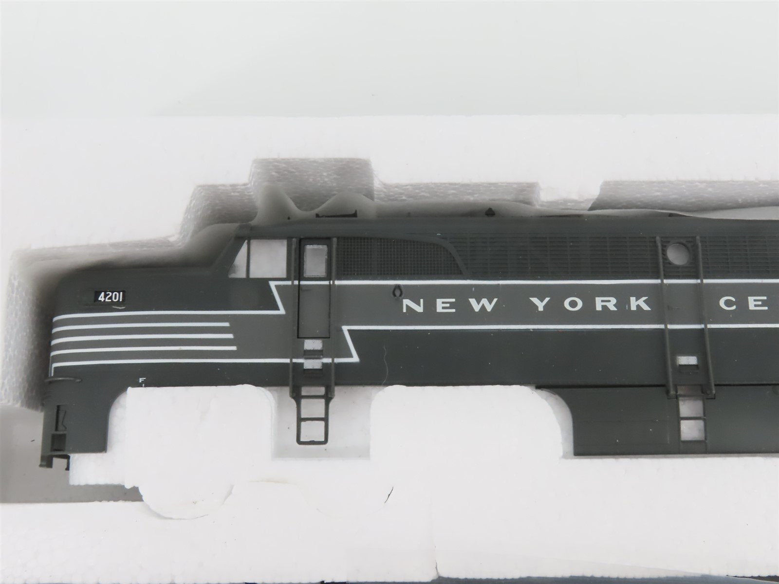 HO Scale Proto 2000 21618 NYC New York Central ALCO PA Diesel #4201 - DCC Ready