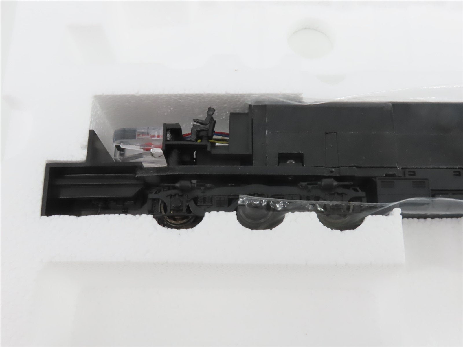 HO Scale Proto 2000 21609 Undecorated ALCO PA Diesel Locomotive - DCC Ready