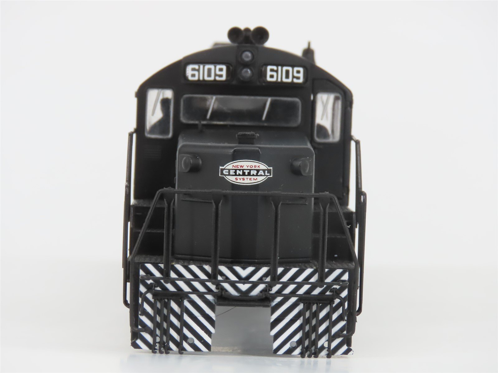 HO Scale Proto 2000 8066 NYC New York Central EMD GP20 Diesel #6109 - BAD GEARS