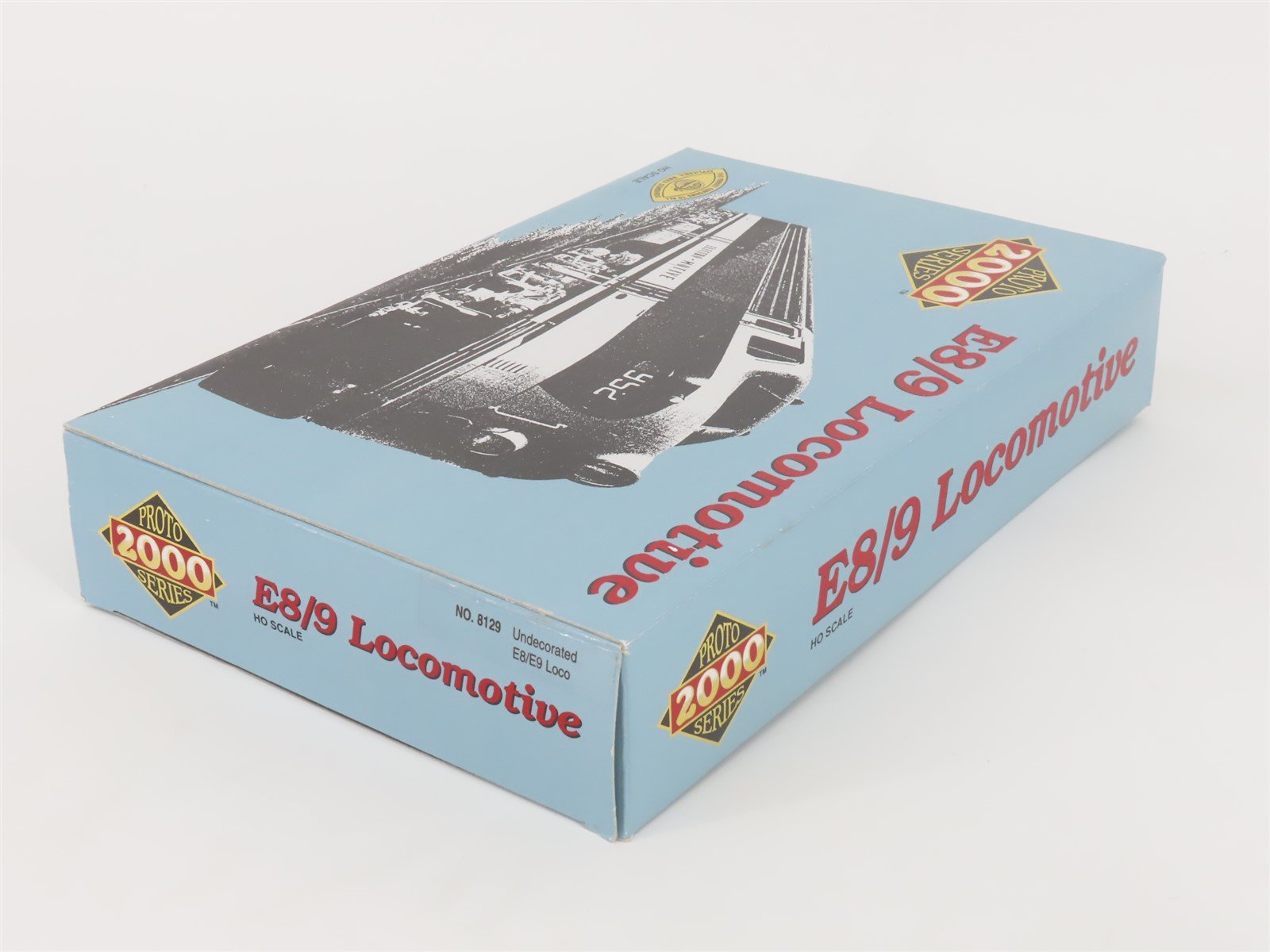 HO Scale Proto 2000 8129 Undecorated E8/9A Diesel Locomotive