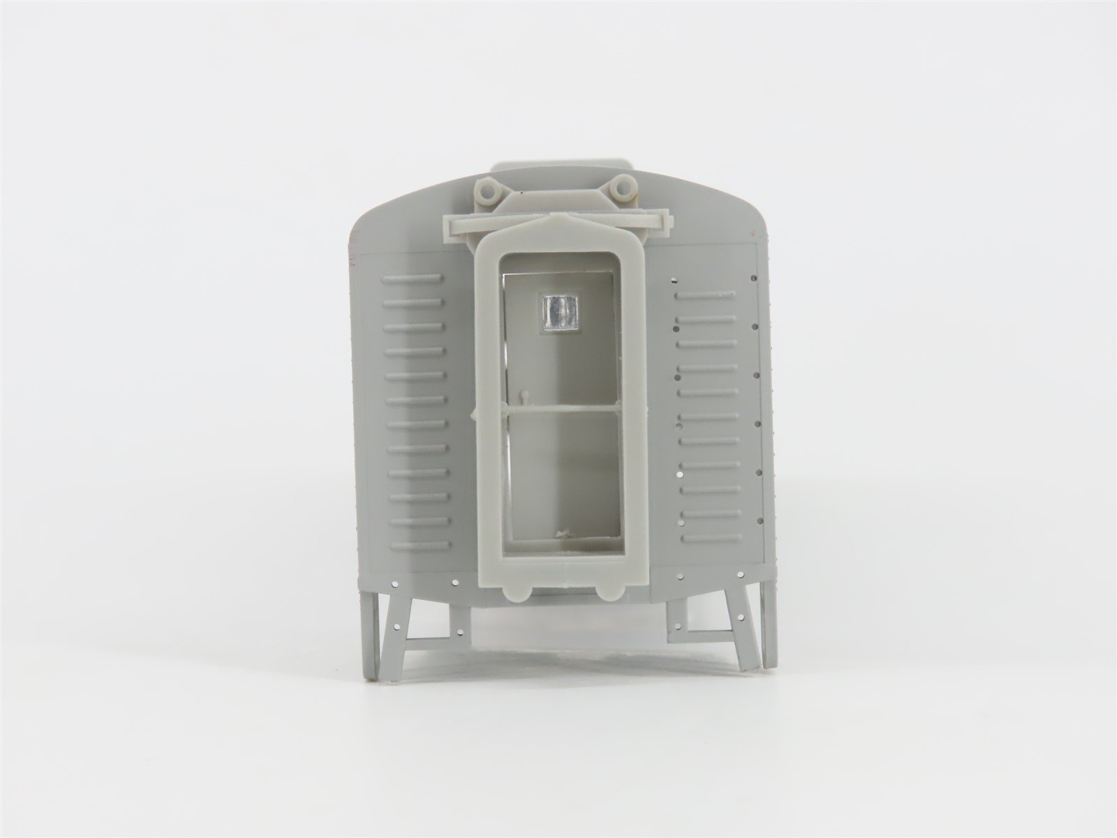 HO Scale Proto 2000 8129 Undecorated E8/9A Diesel Locomotive