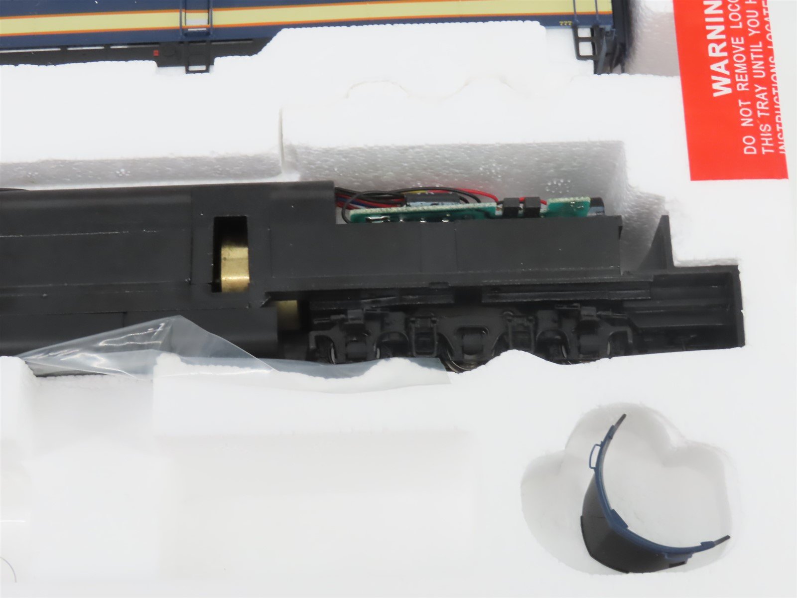 HO Scale Proto 2000 23229 L&N Louisville & Nashville E6A Diesel Locomotive #777