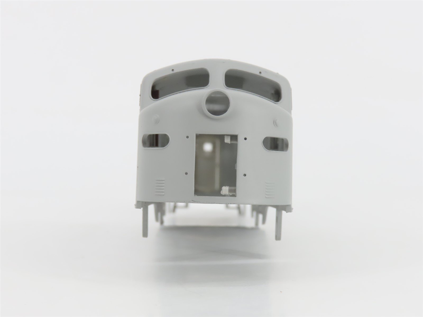 HO Scale Proto 2000 8129 Undecorated E8/9A Diesel Locomotive