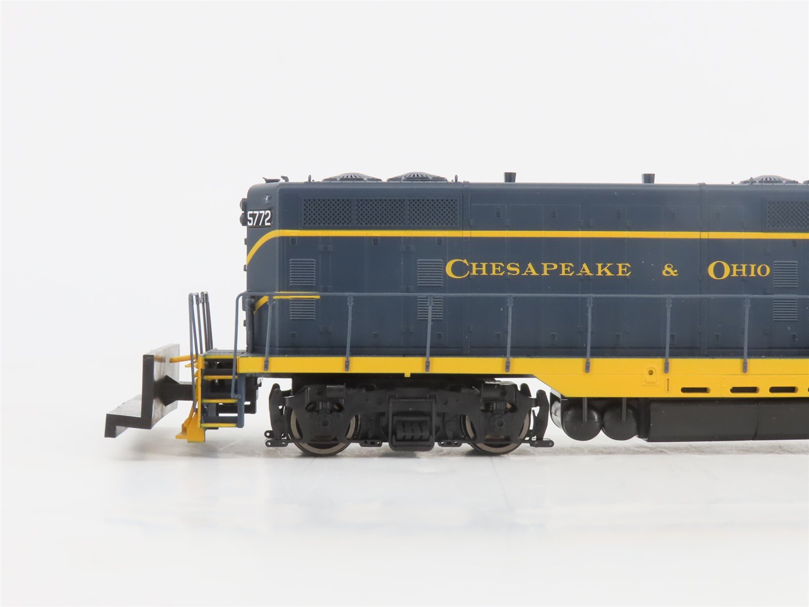 HO Scale Proto 2000 920-40459 C&O Railway GP7II Diesel Loco #5772 wDCC & Sound
