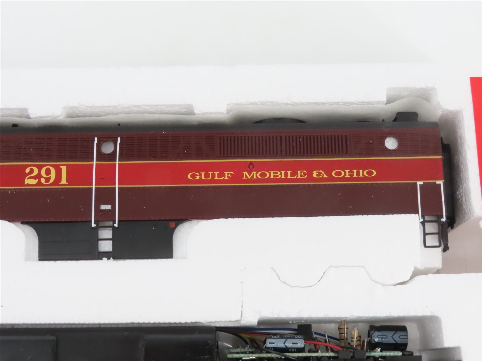 HO Scale Proto 2000 21663 GM&O Gulf Mobile & Ohio PA Diesel Locomotive #291