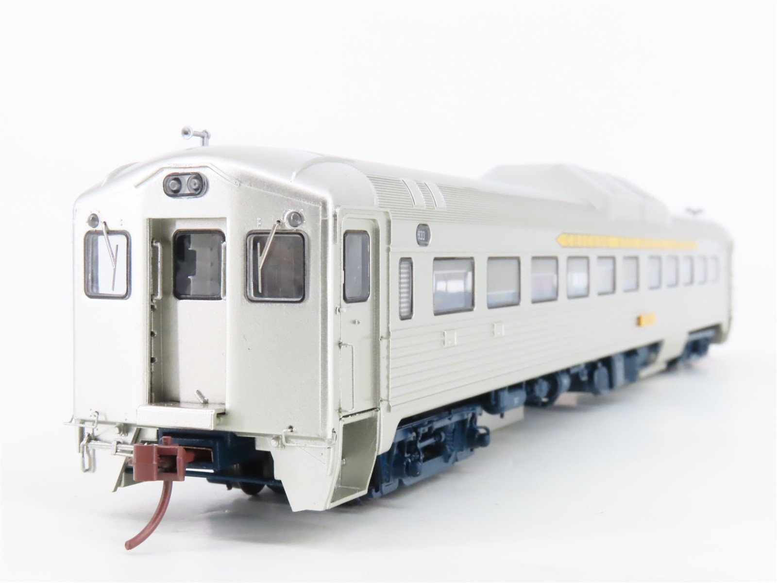HO Scale Rapido 16625 CNW Railway Budd RDC-1 Diesel Railcar #9933 w/DCC & Sound