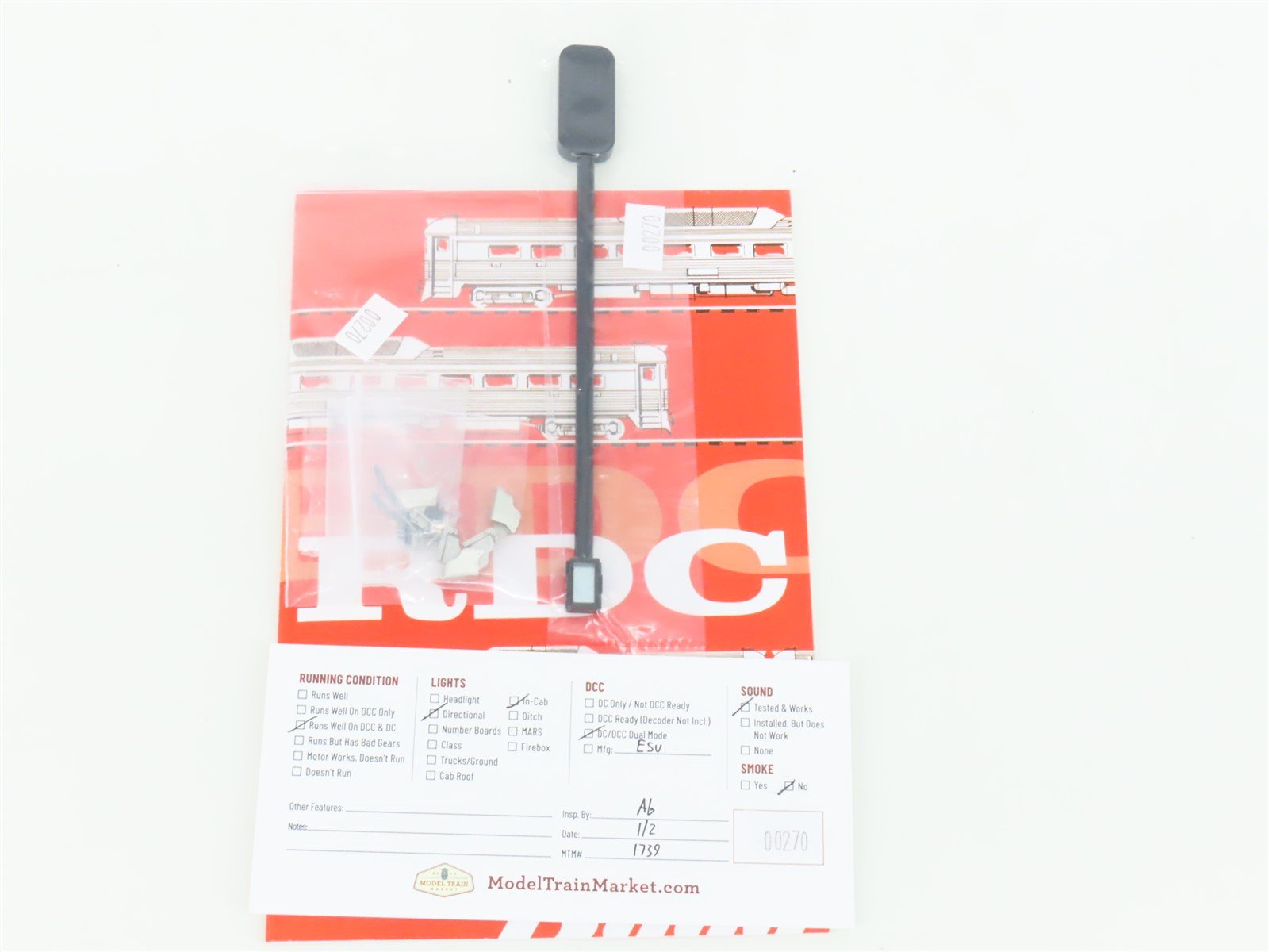 HO Scale Rapido 16626 CNW Railway Budd RDC-1 Diesel Railcar #9934 w/DCC & Sound