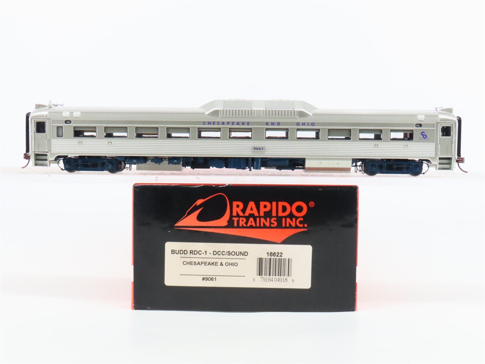HO Scale Rapido 16622 C&O Railway Budd RDC-1 Diesel Railcar #9061 w/DCC & Sound