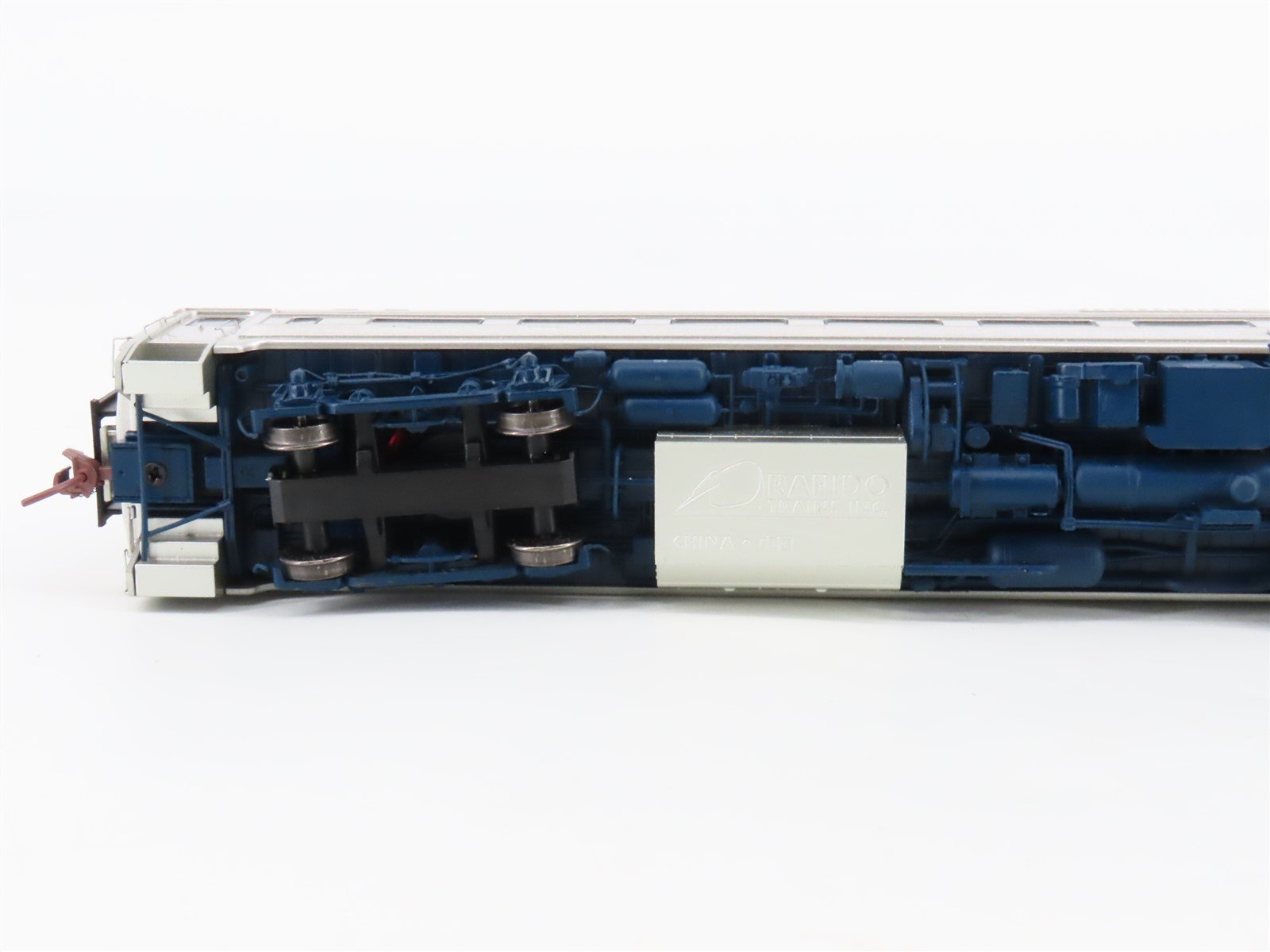 HO Scale Rapido 16622 C&O Railway Budd RDC-1 Diesel Railcar #9061 w/DCC & Sound