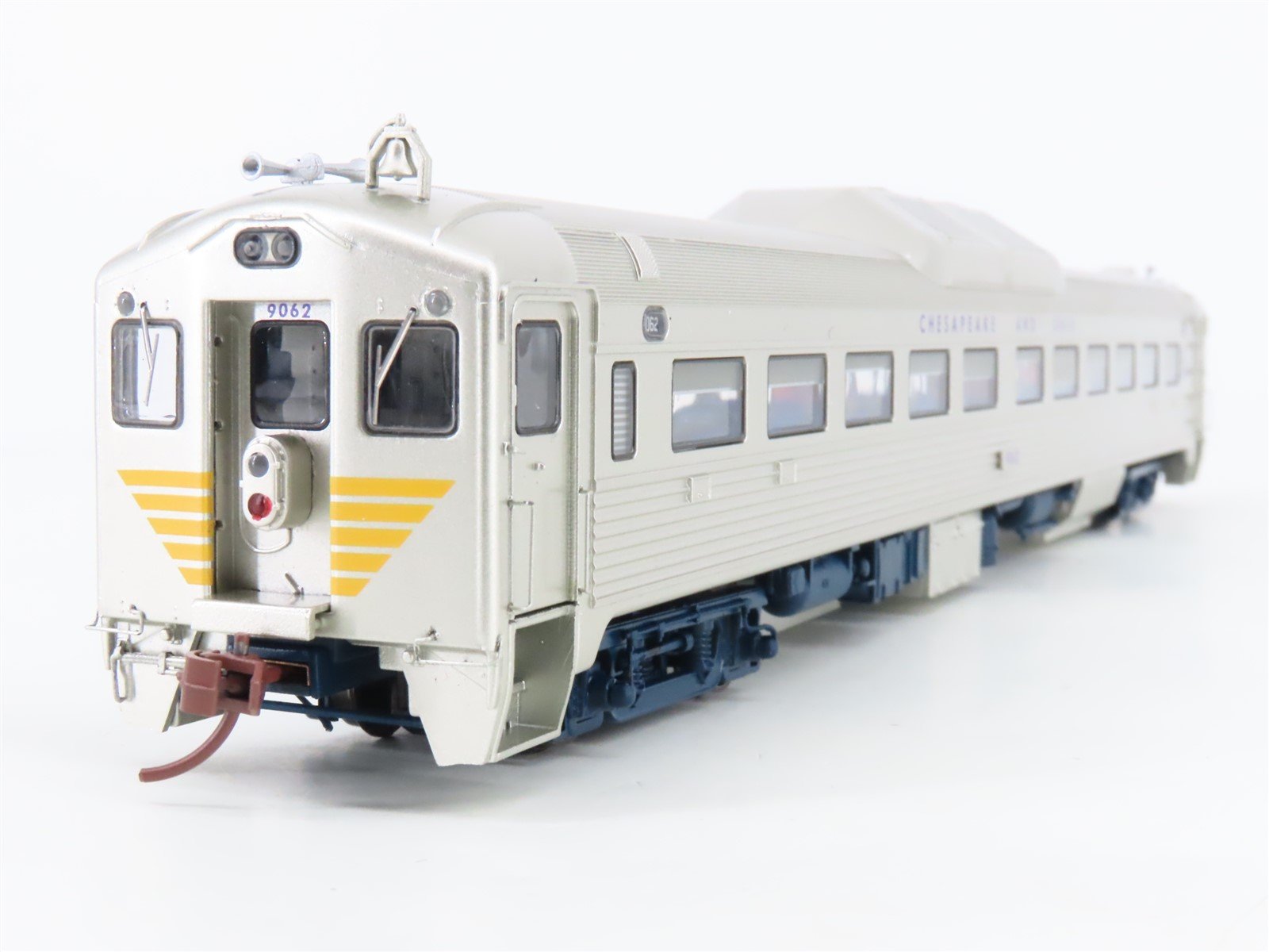 HO Scale Rapido 16623 C&O Railway Budd RDC-1 Diesel Railcar #9062 w/DCC & Sound