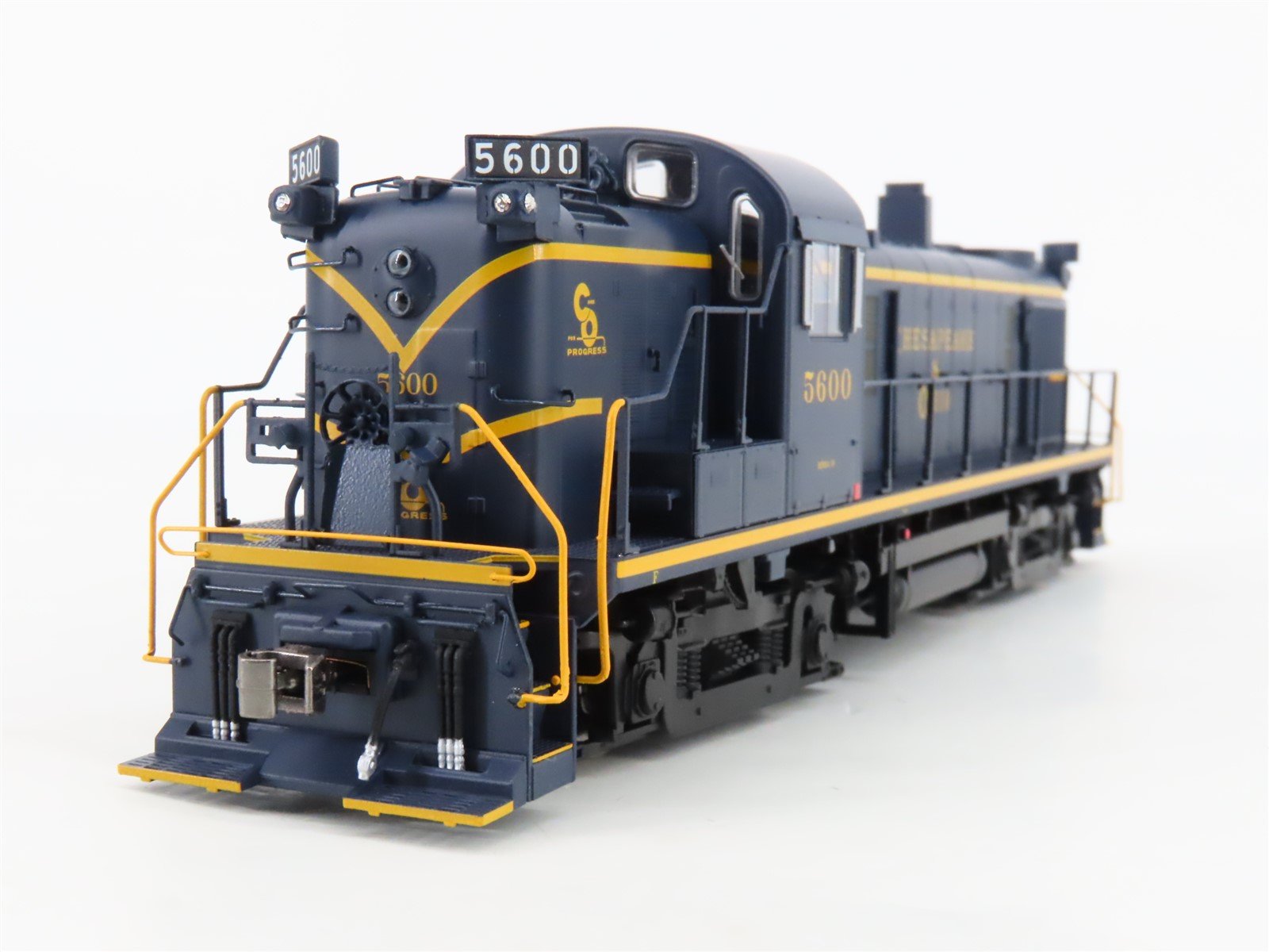 HO Scale Bowser 25195 C&O Chesapeake & Ohio RS3 Diesel Loco #5600 wDCC & Sound