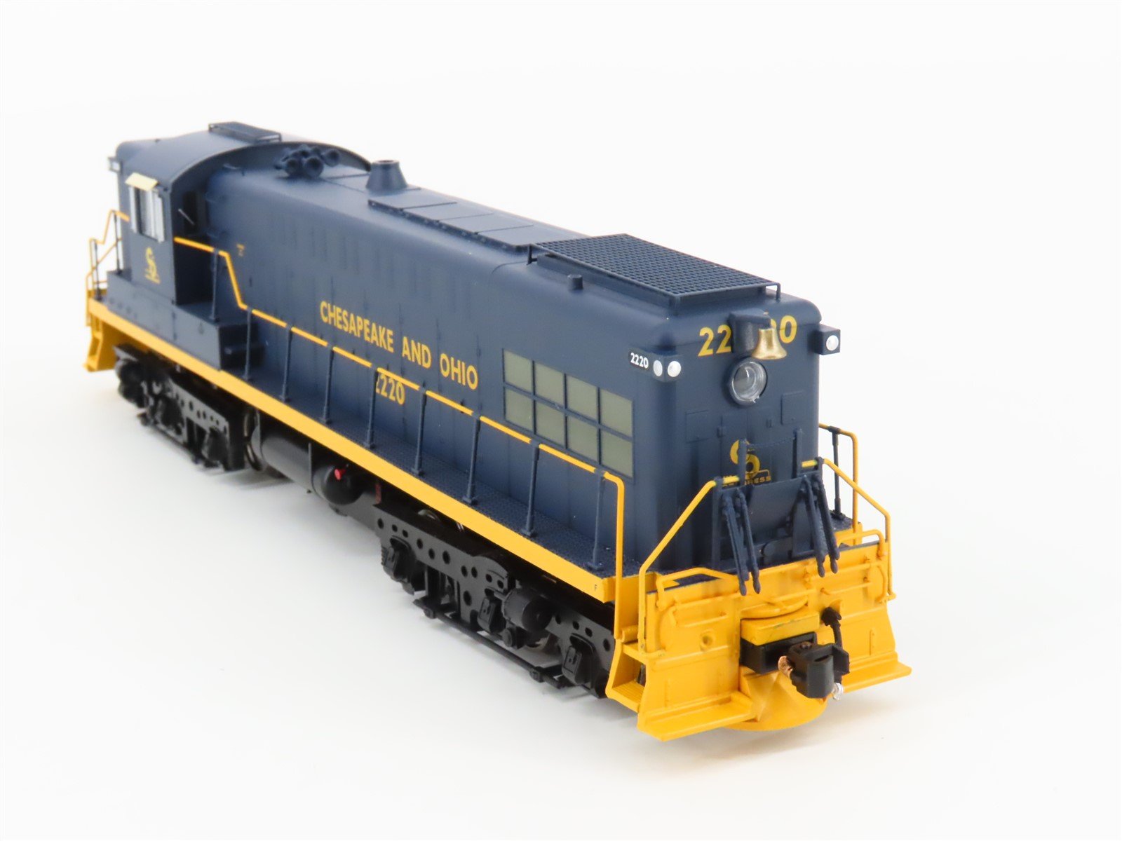 HO Scale Bowser 25084 C&O Chesapeake & Ohio AS616 Diesel Loco #2220 wDCC & Sound