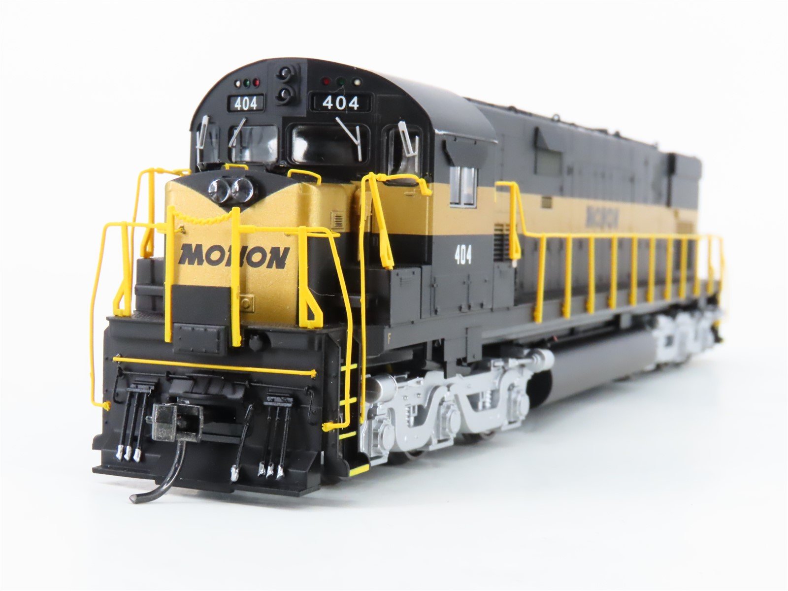 HO Scale Bowser 23990 Monon C628 Diesel Locomotive #404 wDCC & Sound