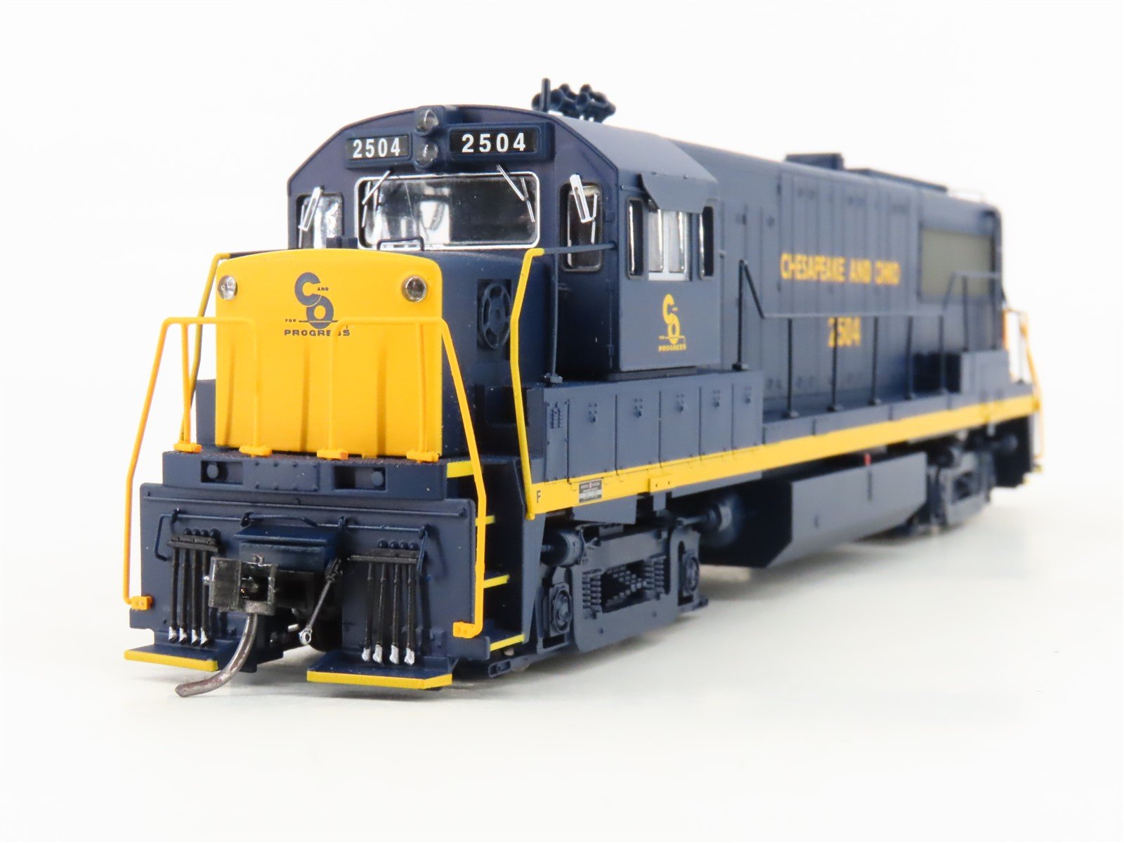 HO Scale Bowser 23847 C&O Chesapeake & Ohio U25B Diesel Loco #2504 wDCC & Sound