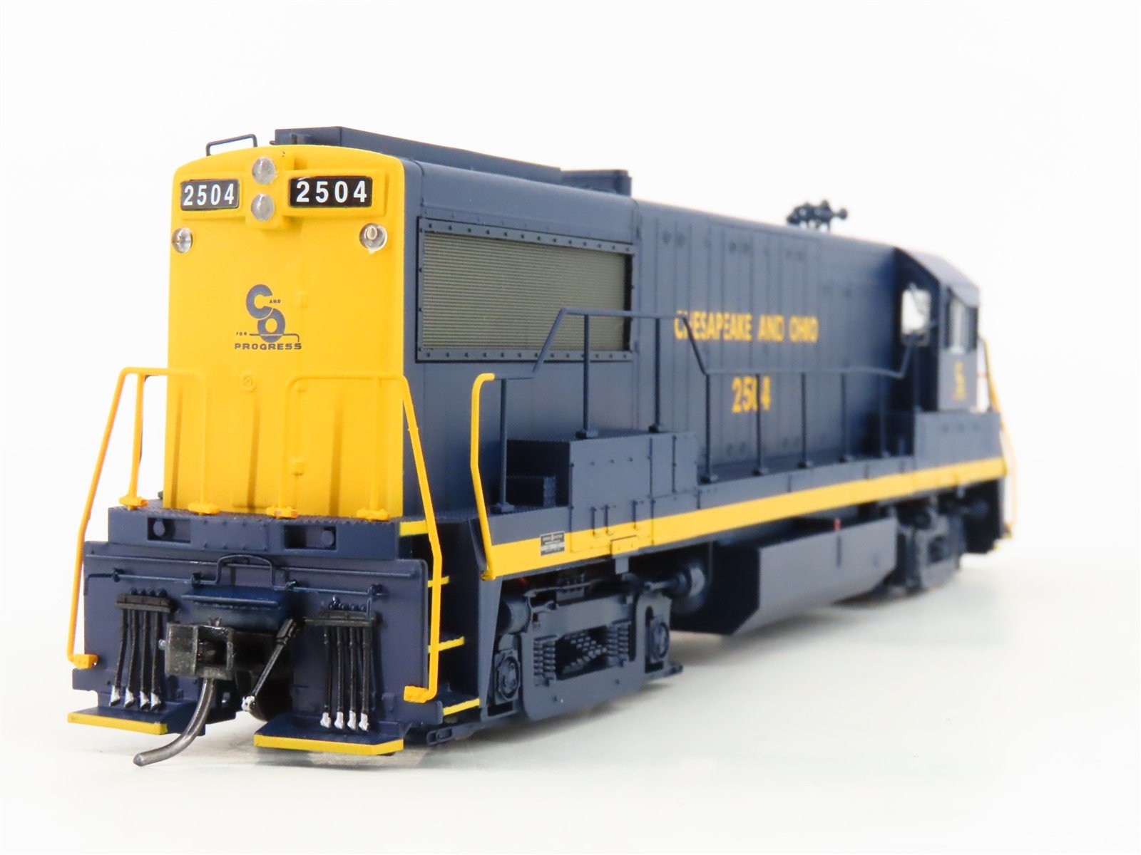 HO Scale Bowser 23847 C&O Chesapeake & Ohio U25B Diesel Loco #2504 wDCC & Sound
