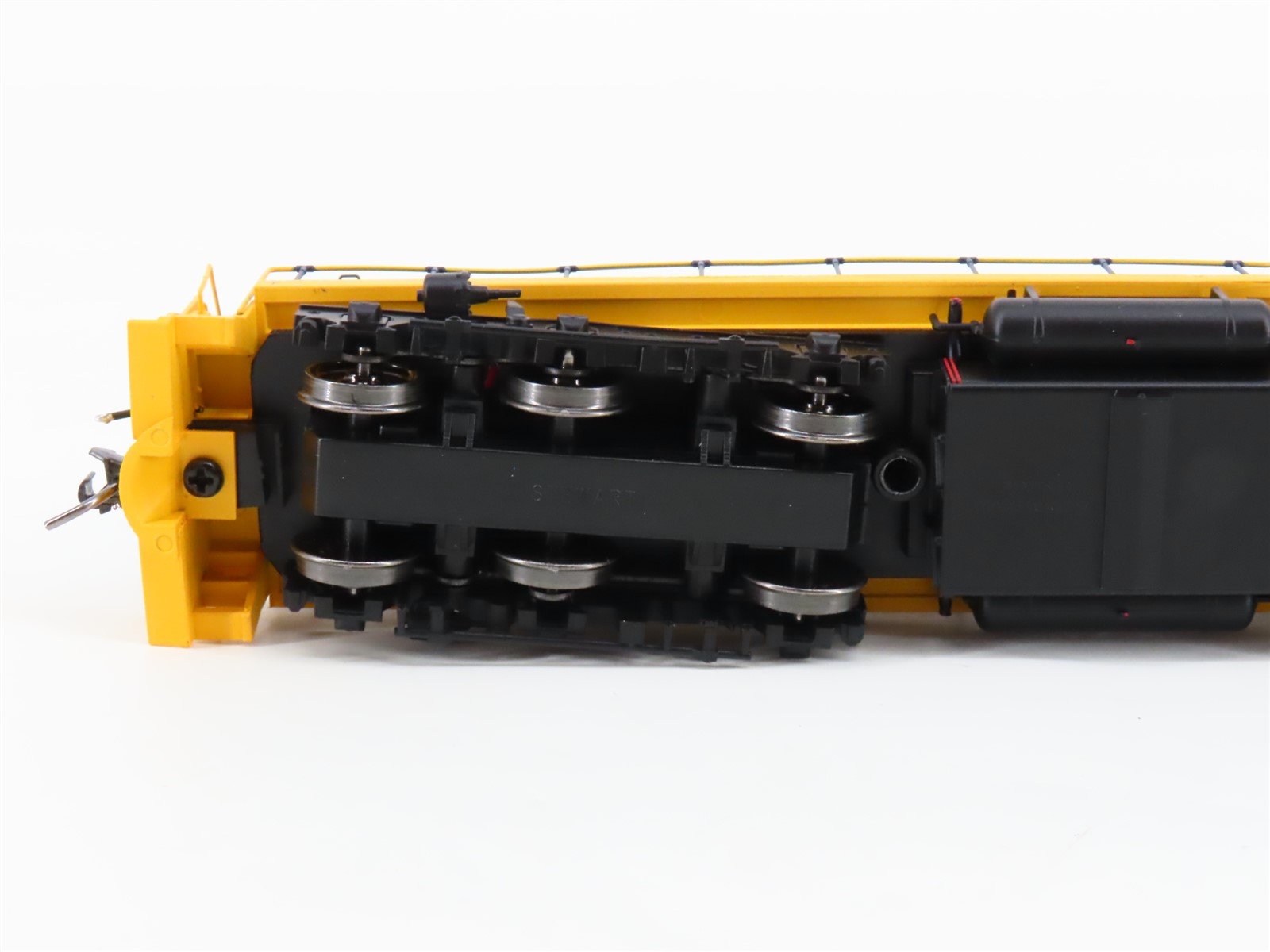 HO Scale Bowser 24385 C&O Railway DRS-6-6-1500 Diesel Loco #5532 wDCC & Sound