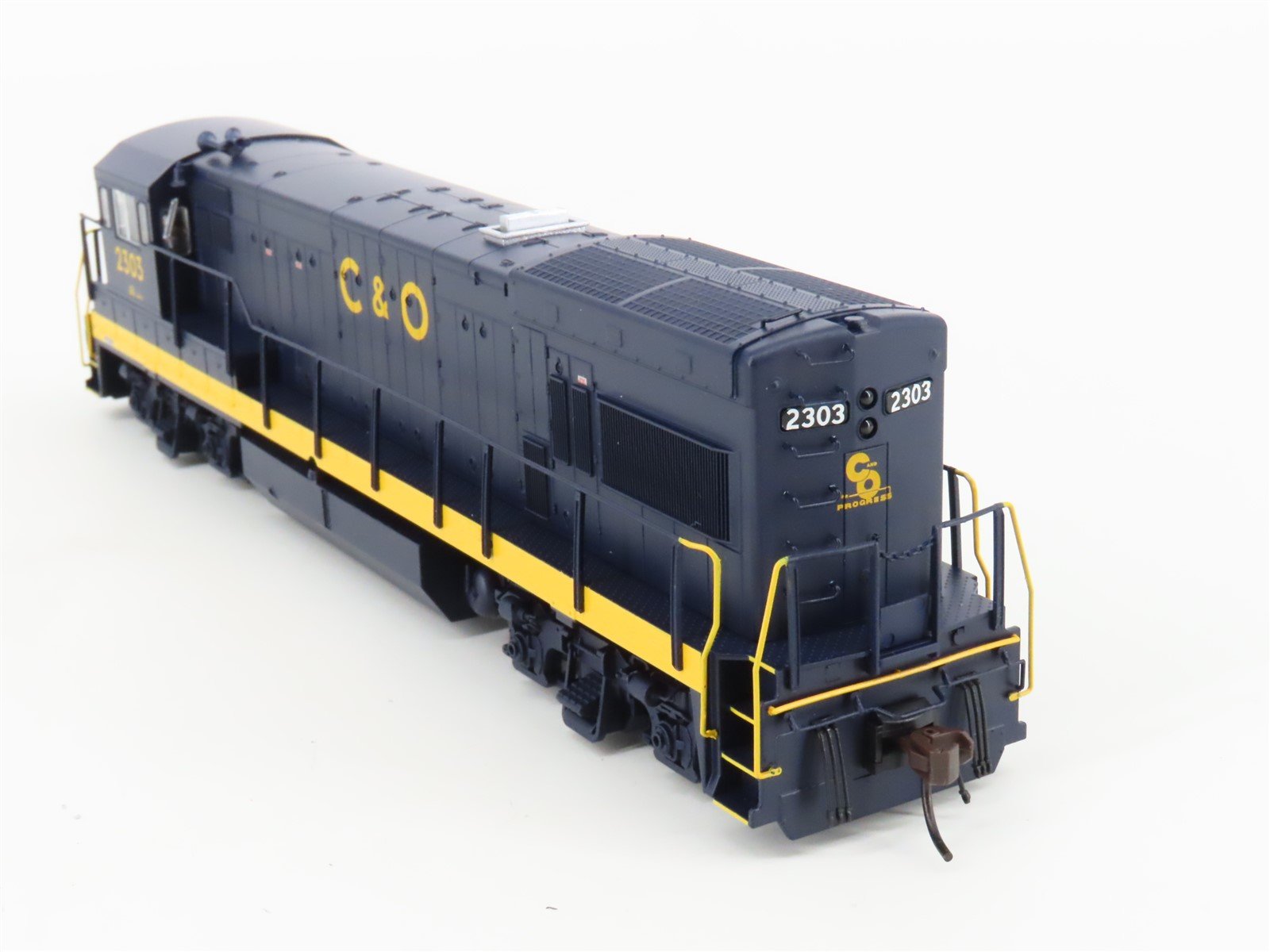 HO Scale Atlas 10002189 C&O Chesapeake & Ohio U23B Diesel #2300 w/ DCC & Sound