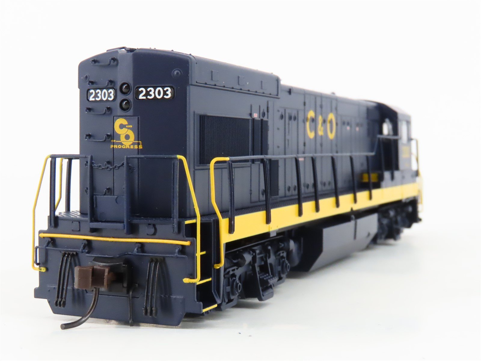 HO Scale Atlas 10002189 C&O Chesapeake & Ohio U23B Diesel #2300 w/ DCC & Sound