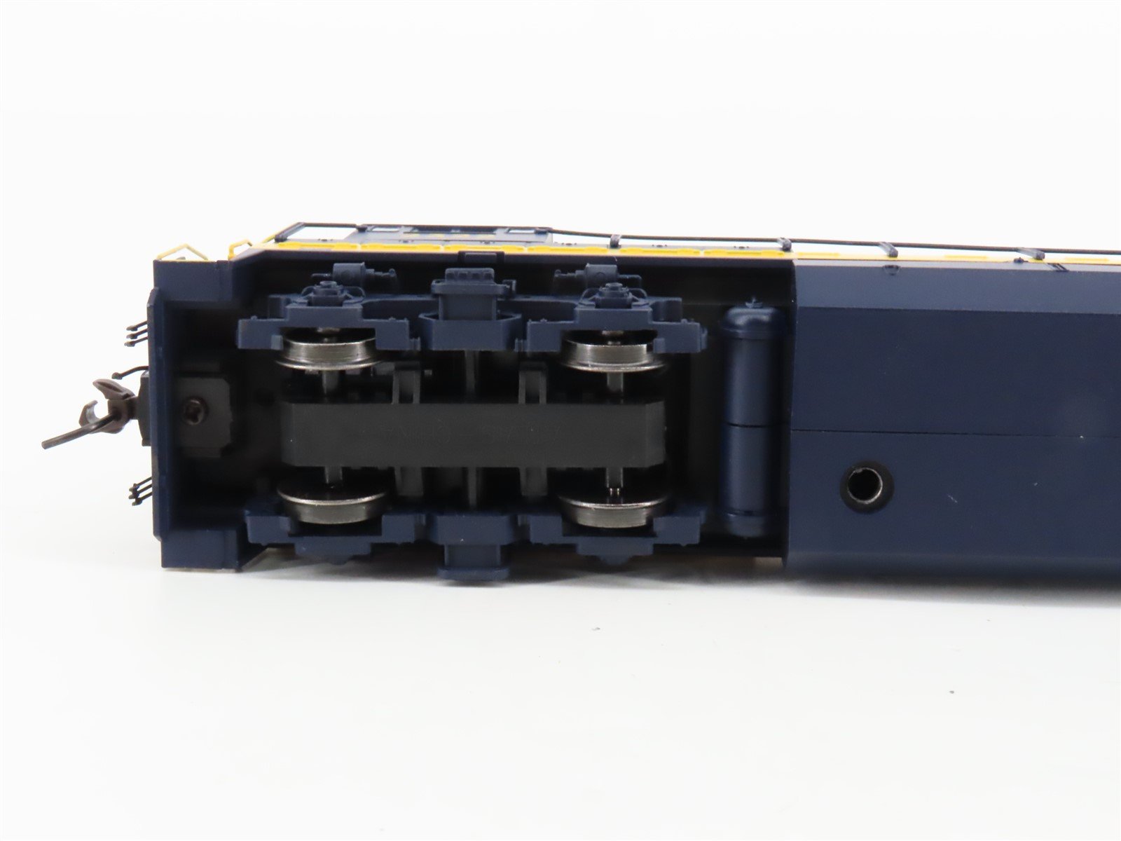 HO Scale Atlas 10002190 C&O Chesapeake & Ohio U23B Diesel #2322 w/ DCC & Sound