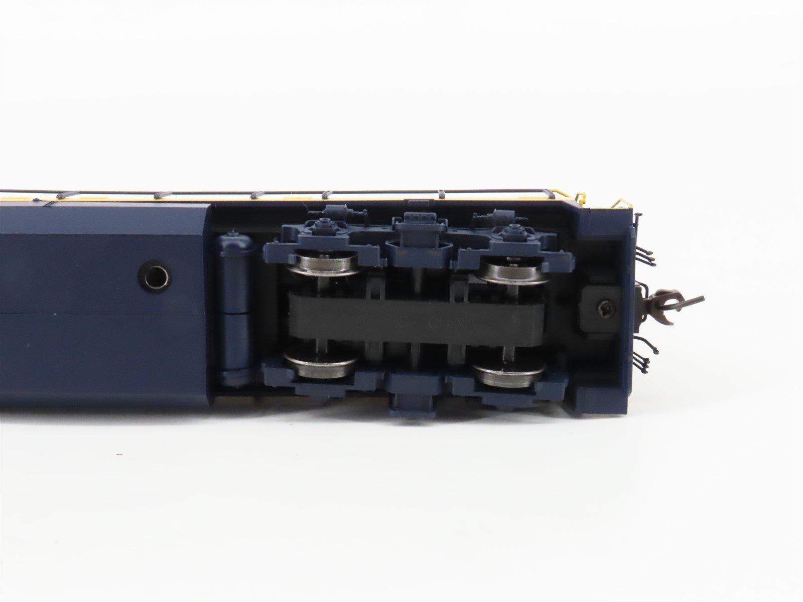 HO Scale Atlas 10002190 C&O Chesapeake & Ohio U23B Diesel #2322 w/ DCC & Sound