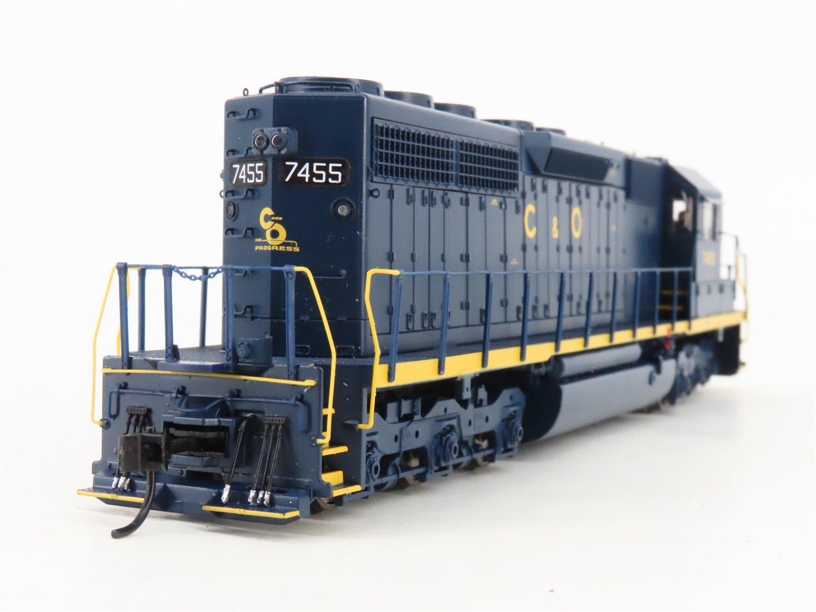 HO Scale Broadway Limited BLI 7632 C&O Railway SD40 Diesel #7455 w/ Paragon4
