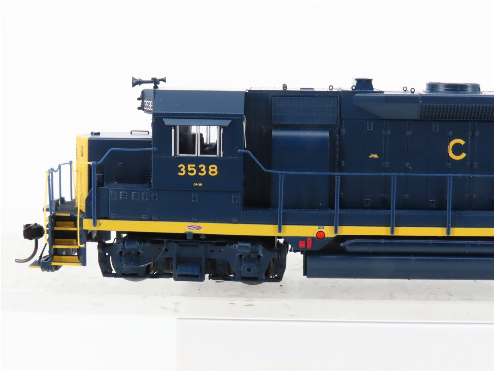 HO Scale Broadway Limited BLI 7537 C&O Railway GP35 Diesel #3538 w/ Paragon4