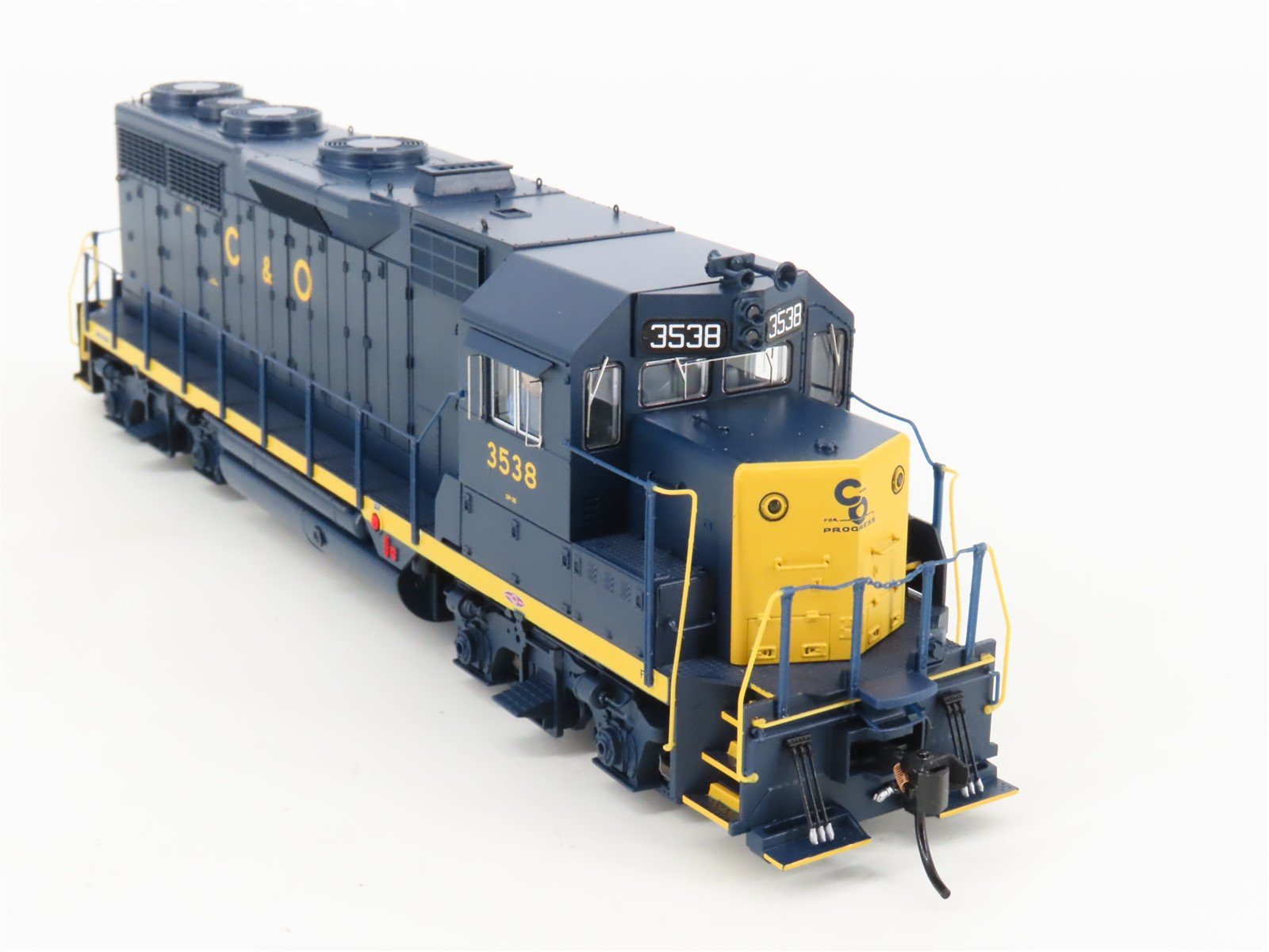HO Scale Broadway Limited BLI 7537 C&O Railway GP35 Diesel #3538 w/ Paragon4