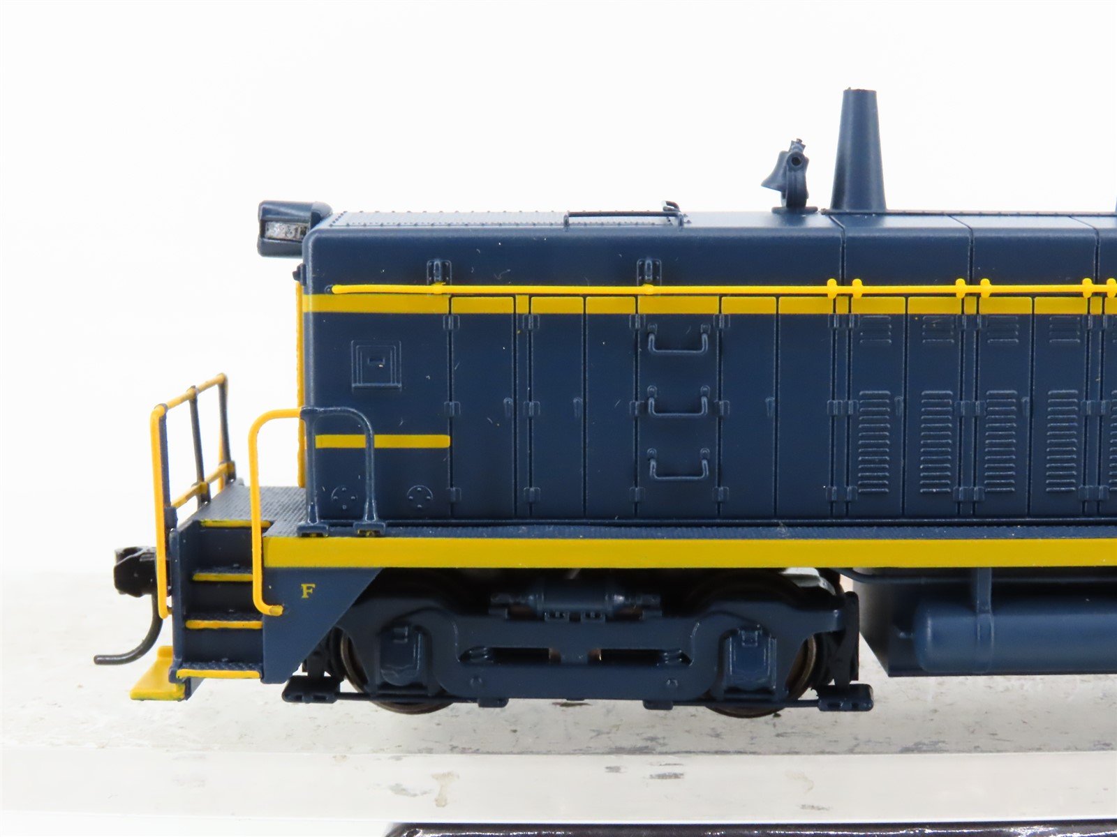 HO Scale Broadway Limited BLI 4722 C&O Railway SW7 Diesel Loco #5231 w/Paragon3