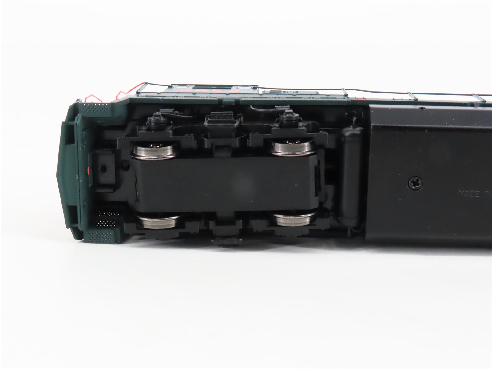 HO Scale Proto 920-41657 WP Western Pacific U28/30B Diesel #3052 wDCC & Sound