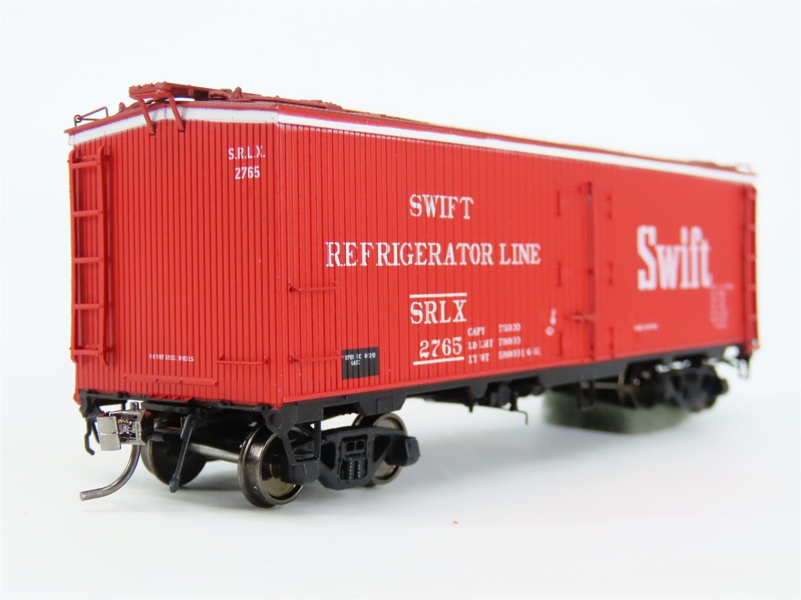 HO Scale Rapido 121059-2 SRLX Swift Refrigerator Line 37' Meat Reefer #2765