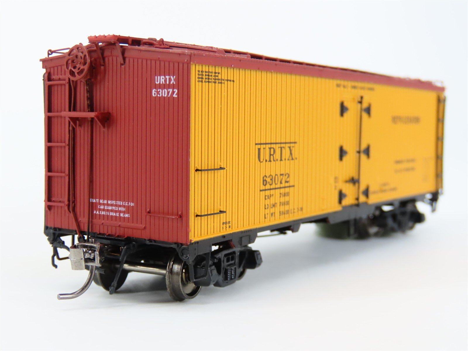 HO Scale Rapido 121061-3 URTX Refrigerator GARX 37' Meat Reefer #63072