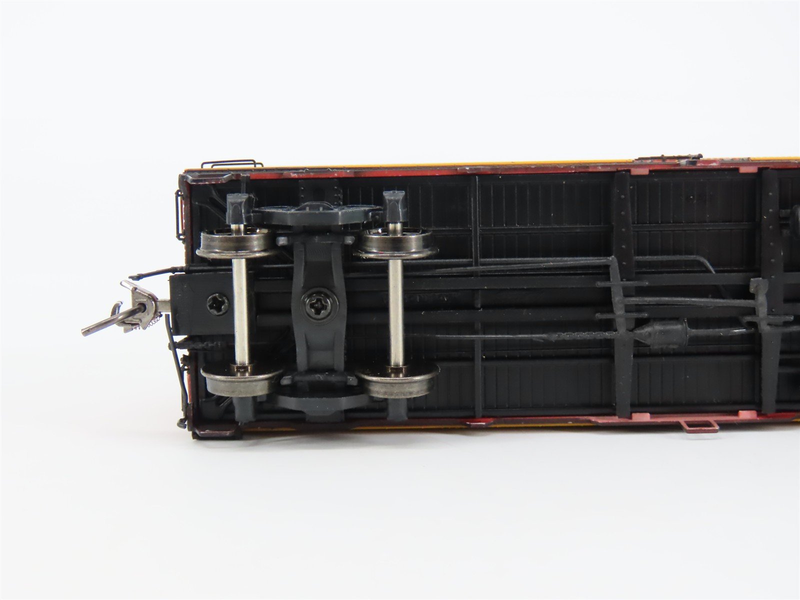 HO Scale Rapido 121061-3 URTX Refrigerator GARX 37' Meat Reefer #63072