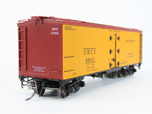 HO Scale Rapido 121061-2 URTX Refrigerator GARX 37' Meat Reefer #63065