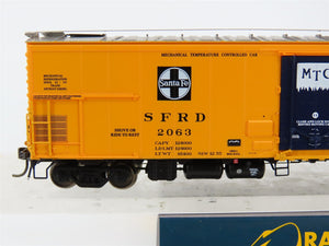 HO Scale Rapido 156001A SFRD Santa Fe Super Chief 56' Mechanical Reefer #2063