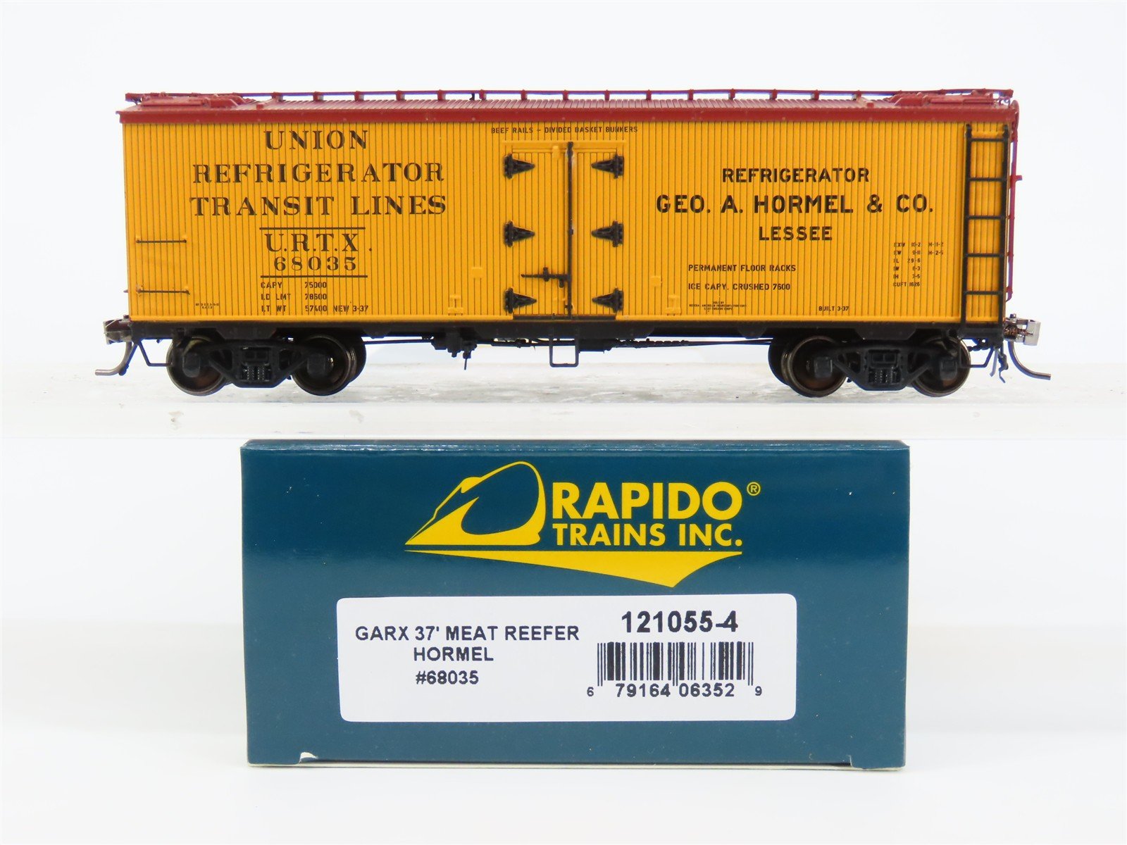 HO Scale Rapido 121055-4 URTX Hormel GARX 37' Meat Reefer #68035
