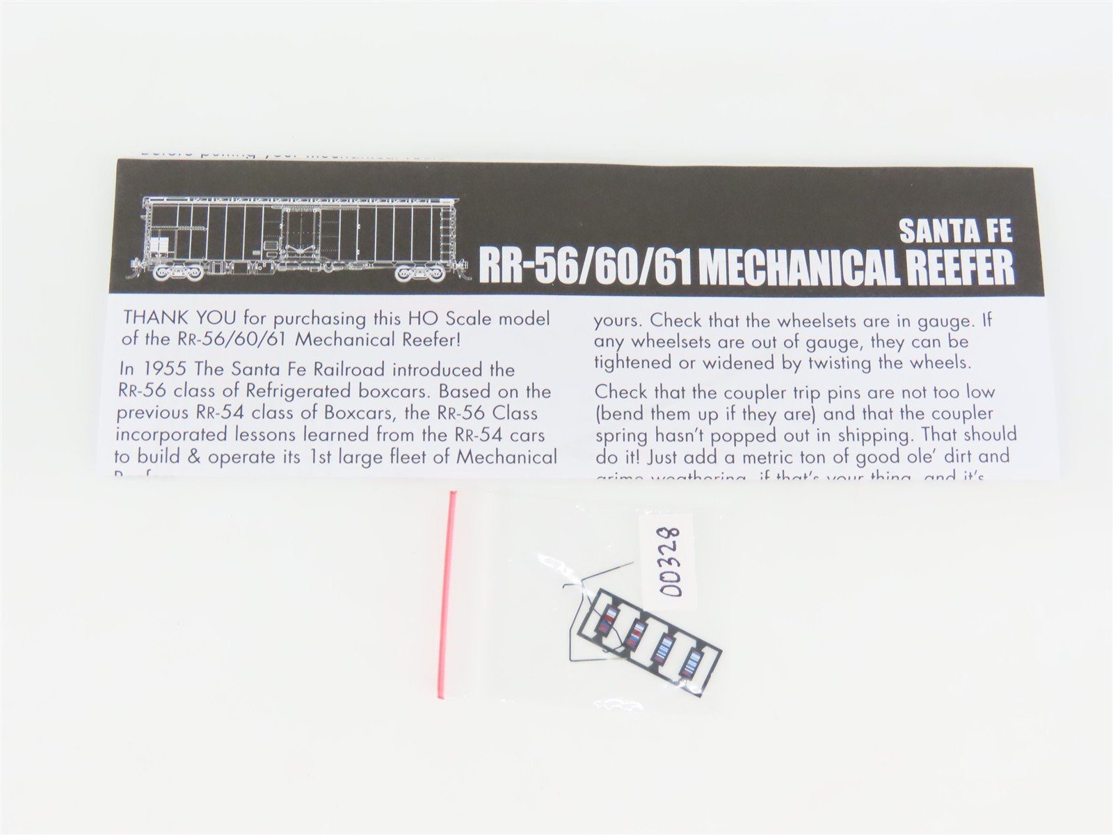 HO Scale Rapido 156001A SFRD Santa Fe Super Chief 56' Mechanical Reefer #2000