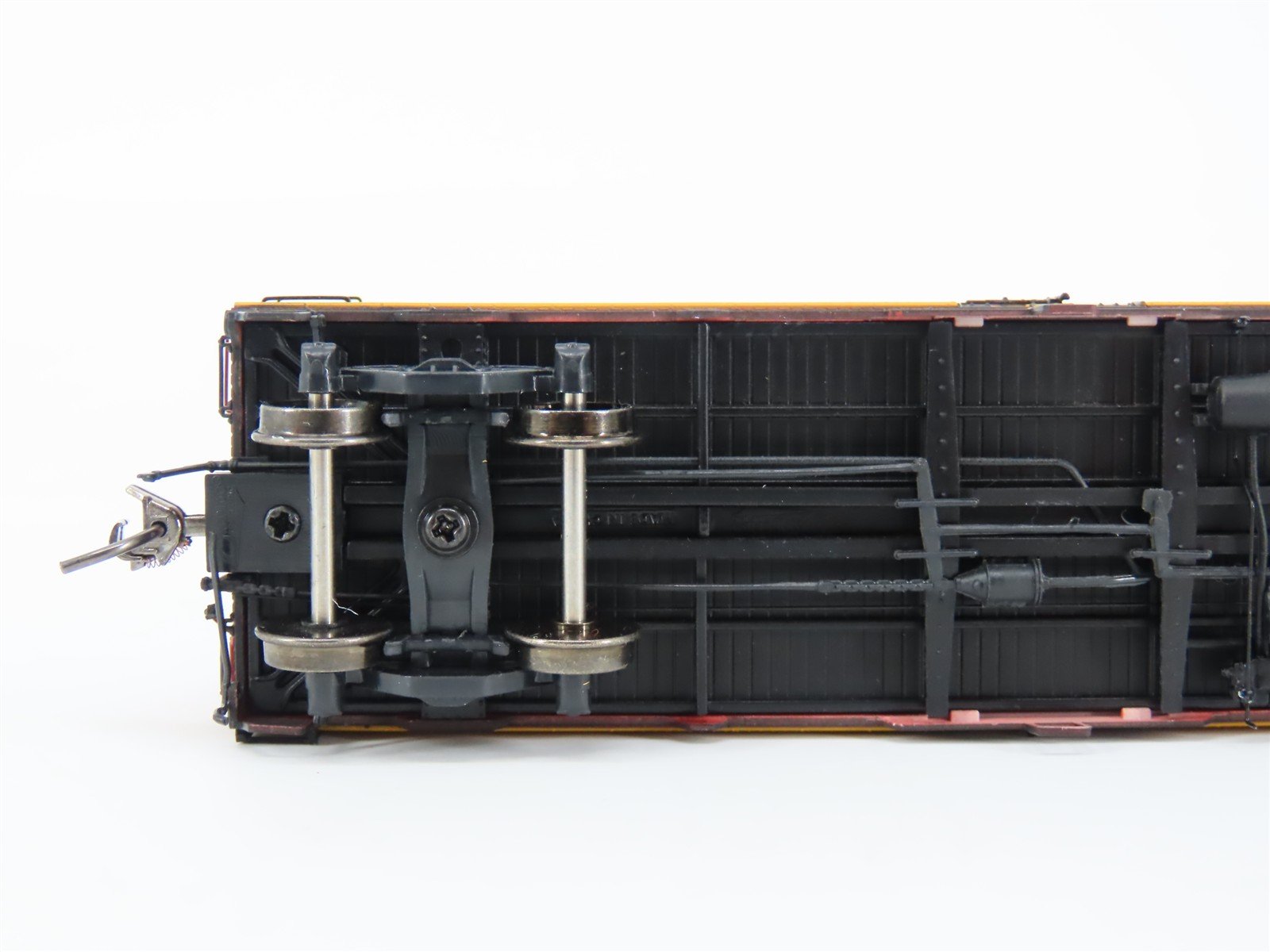 HO Scale Rapido 121061-4 URTX Refrigerator GARX 37' Meat Reefer #63080