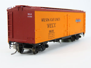 HO Scale Rapido 121062-1 WCLX Wilson & Co. GARX 37' Meat Reefer #8689