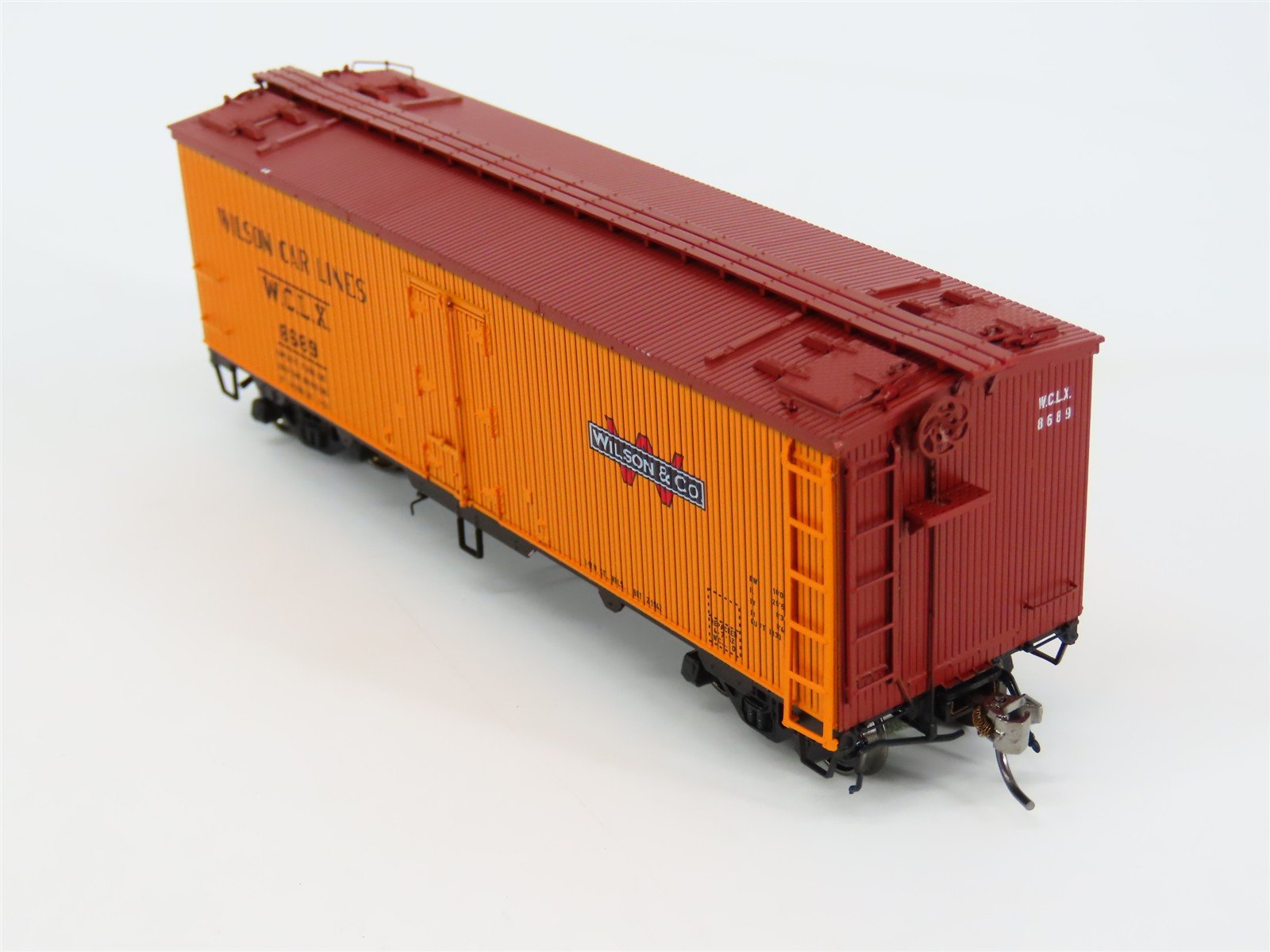 HO Scale Rapido 121062-1 WCLX Wilson & Co. GARX 37' Meat Reefer #8689