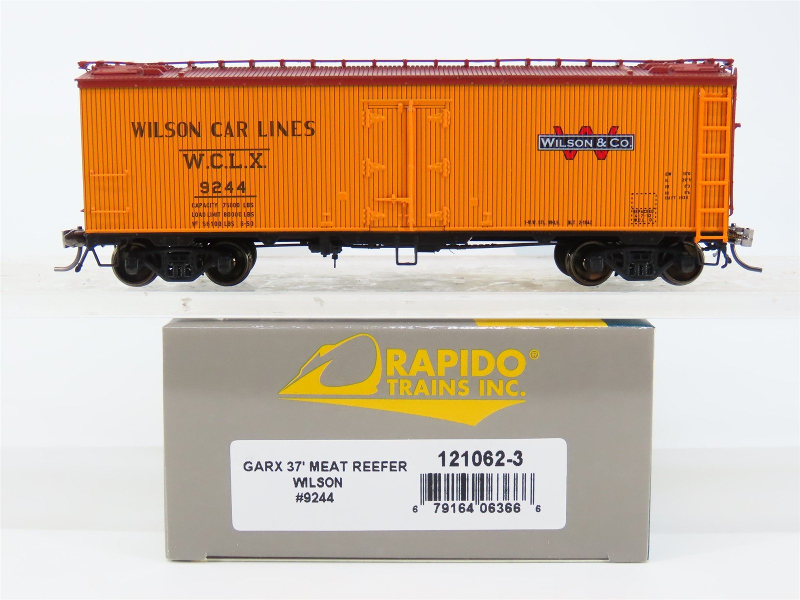 HO Scale Rapido 121062-3 WCLX Wilson & Co. GARX 37' Meat Reefer #9244