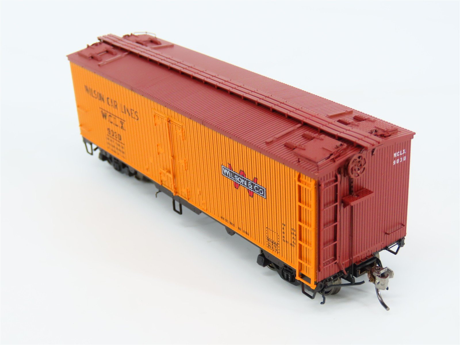 HO Scale Rapido 121062-2 WCLX Wilson & Co. GARX 37' Meat Reefer #9030