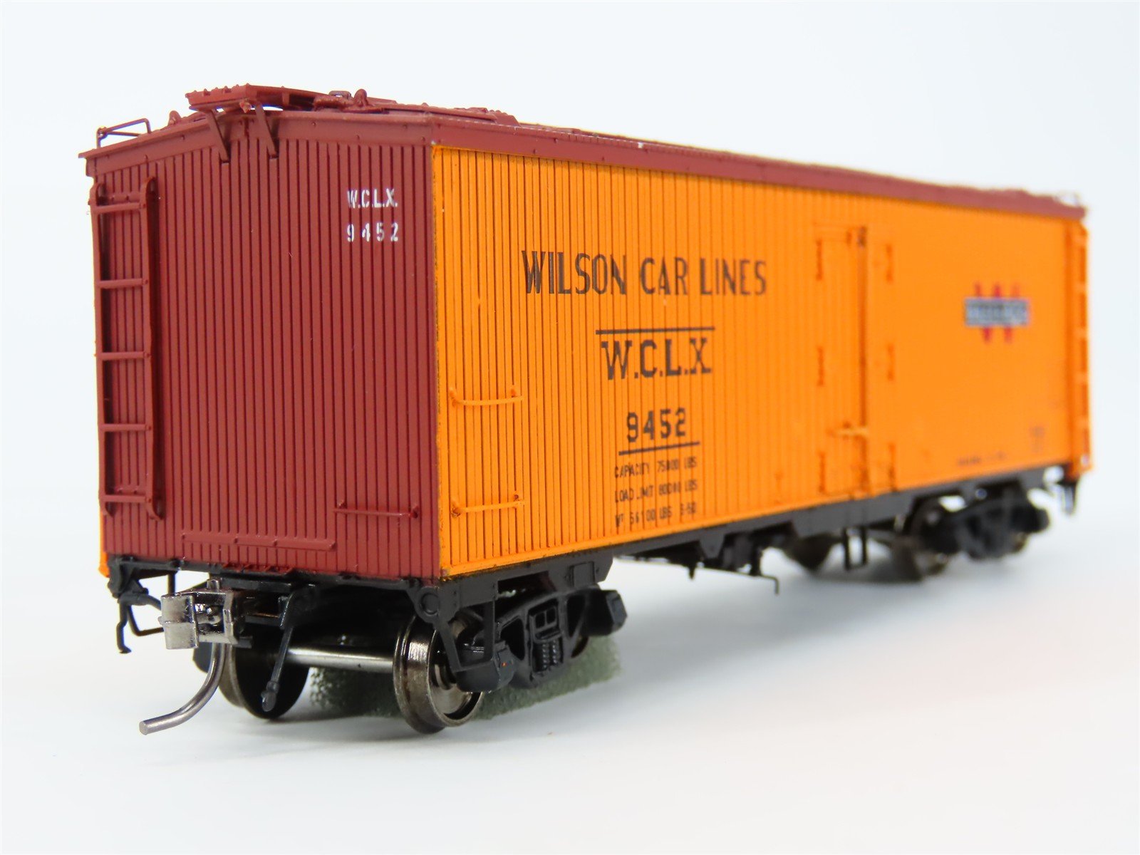 HO Scale Rapido 121062-4 WCLX Wilson & Co. GARX 37' Meat Reefer #9452