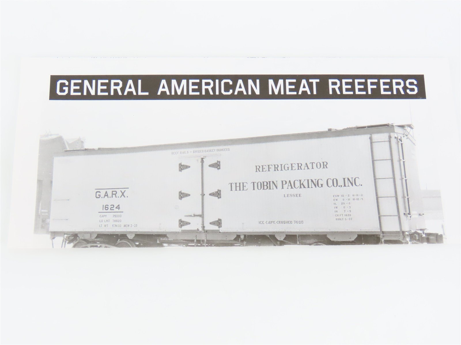 HO Scale Rapido 121062-4 WCLX Wilson & Co. GARX 37' Meat Reefer #9452