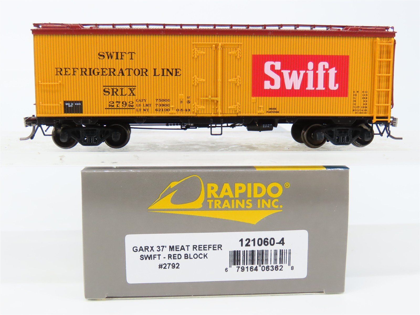 HO Scale Rapido 121060-4 SRLX Swift (Red Block) GARX 37' Meat Reefer #2792